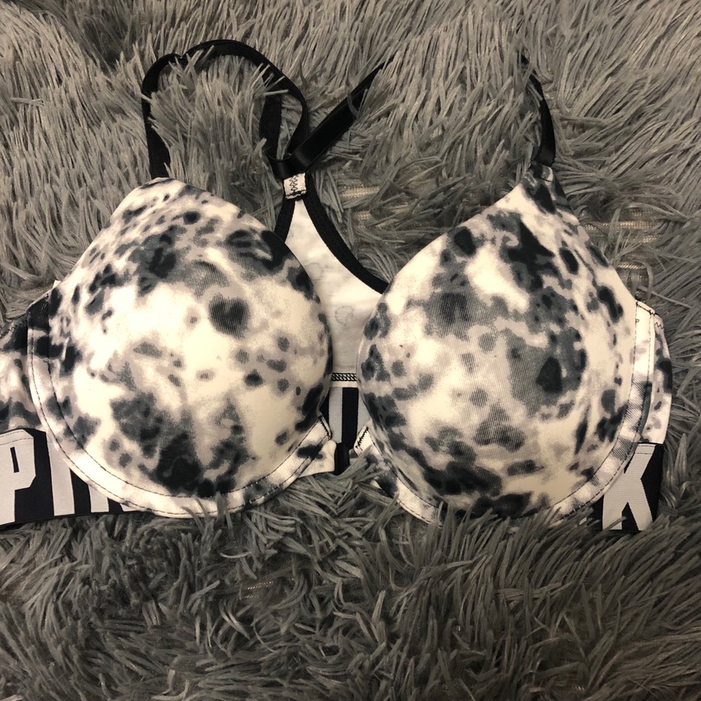 PINK Victoria’s Secret Push-up bra